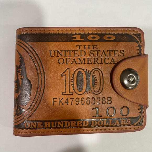 Leather wallet men’s or women’s  open 8.5” long closed 4.25” - Picture 1 of 7